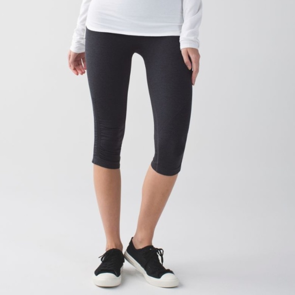 lulululemon athletica Pants - Lululemon In The Flow Crop II Heathered Deep Coal